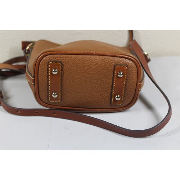 DOONEY BOURKE PEBBLE GRAIN ZIP SAC BAG CARAMEL - Picture 3 of 7